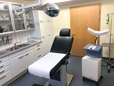 Praxis_Eckert_Behandlungszimmer1_vorschau